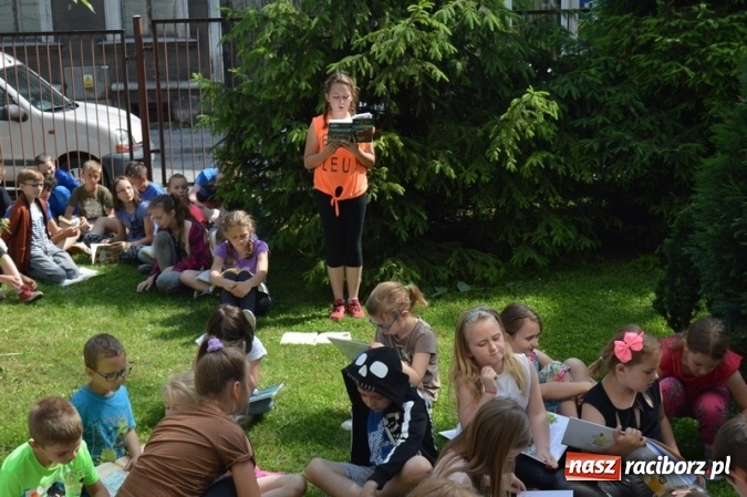 Zdjęcie w galerii na portalu naszraciborz.pl: Jak nie czytam, jak czytam - bronią się uczniowie SP 4  wiadomości z regionu