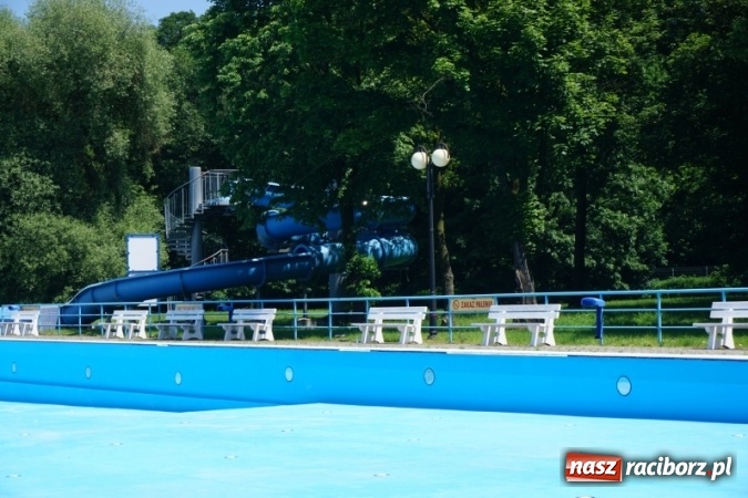 Zdjęcie w galerii na portalu naszraciborz.pl: Basen pod Oborą będzie czynny od 25 czerwca wiadomości z regionu