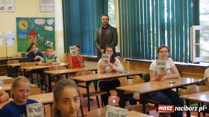 Zdjęcie w galerii na portalu naszraciborz.pl: Troliki przepustką na letnie kolonie w Grodźcu  wiadomości z regionu