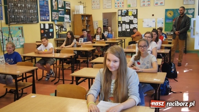 Zdjęcie w galerii na portalu naszraciborz.pl: Troliki przepustką na letnie kolonie w Grodźcu  wiadomości z regionu