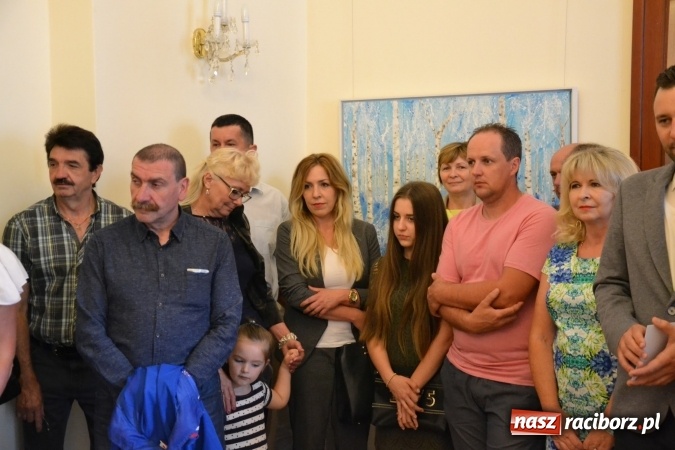 Zdjęcie w galerii na portalu naszraciborz.pl: Racibórz i okolice - wernisaż wystawy obrazów olejnych i akrylowych na Zamku Piastowskim wiadomości z regionu