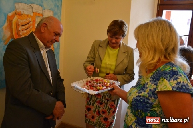 Zdjęcie w galerii na portalu naszraciborz.pl: Racibórz i okolice - wernisaż wystawy obrazów olejnych i akrylowych na Zamku Piastowskim wiadomości z regionu