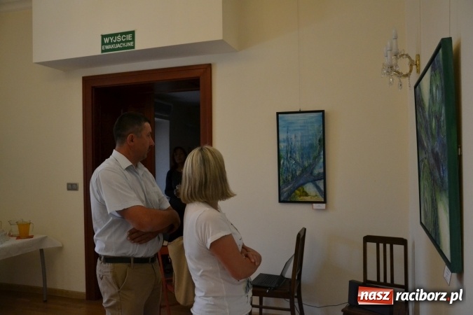 Zdjęcie w galerii na portalu naszraciborz.pl: Racibórz i okolice - wernisaż wystawy obrazów olejnych i akrylowych na Zamku Piastowskim wiadomości z regionu