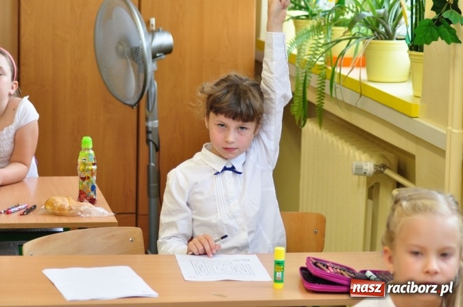 Zdjęcie w galerii na portalu naszraciborz.pl: Mistrz Rozrywek Umysłowych - powiatowy konkurs dla pierwszak&oacute;w w SP 18 wiadomości z regionu