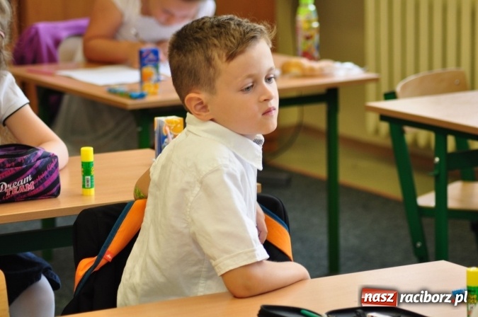 Zdjęcie w galerii na portalu naszraciborz.pl: Mistrz Rozrywek Umysłowych - powiatowy konkurs dla pierwszak&oacute;w w SP 18 wiadomości z regionu