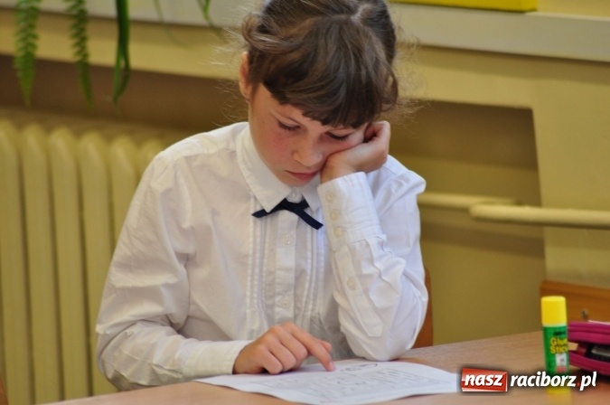 Zdjęcie w galerii na portalu naszraciborz.pl: Mistrz Rozrywek Umysłowych - powiatowy konkurs dla pierwszak&oacute;w w SP 18 wiadomości z regionu