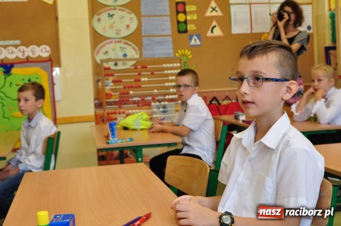 Zdjęcie w galerii na portalu naszraciborz.pl: Mistrz Rozrywek Umysłowych - powiatowy konkurs dla pierwszak&oacute;w w SP 18 wiadomości z regionu