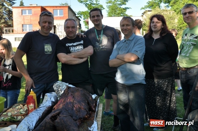 Zdjęcie w galerii na portalu naszraciborz.pl: Dla Mamy i Taty program przebogaty. Piknik szóstoklasistów z Brzezia wiadomości z regionu