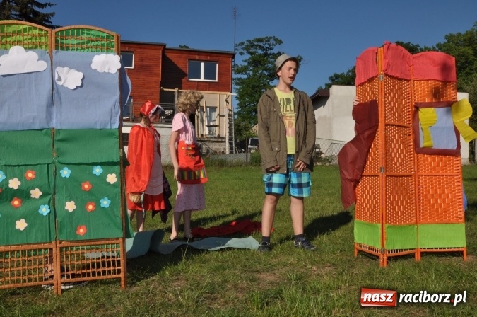 Zdjęcie w galerii na portalu naszraciborz.pl: Dla Mamy i Taty program przebogaty. Piknik szóstoklasistów z Brzezia wiadomości z regionu