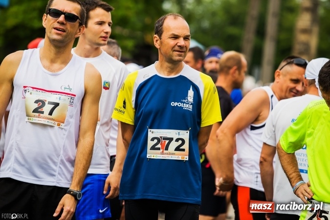 Zdjęcie w galerii na portalu naszraciborz.pl: X Jubileuszowy Półmaraton Kietrz - Třebom - Gródczanki - Pietrowice Wielkie wiadomości z regionu