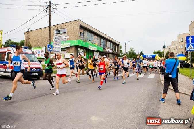 Zdjęcie w galerii na portalu naszraciborz.pl: X Jubileuszowy Półmaraton Kietrz - Třebom - Gródczanki - Pietrowice Wielkie wiadomości z regionu