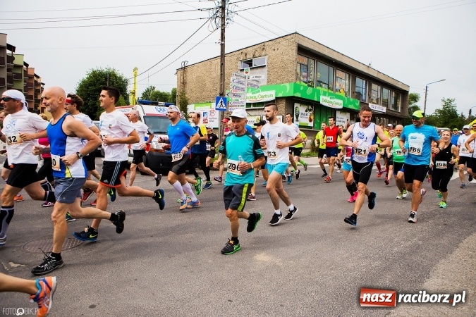 Zdjęcie w galerii na portalu naszraciborz.pl: X Jubileuszowy Półmaraton Kietrz - Třebom - Gródczanki - Pietrowice Wielkie wiadomości z regionu