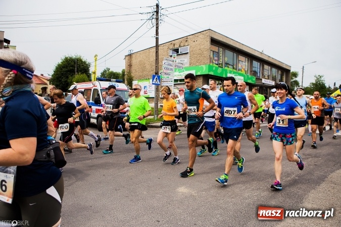 Zdjęcie w galerii na portalu naszraciborz.pl: X Jubileuszowy Półmaraton Kietrz - Třebom - Gródczanki - Pietrowice Wielkie wiadomości z regionu