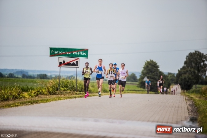 Zdjęcie w galerii na portalu naszraciborz.pl: X Jubileuszowy Półmaraton Kietrz - Třebom - Gródczanki - Pietrowice Wielkie wiadomości z regionu