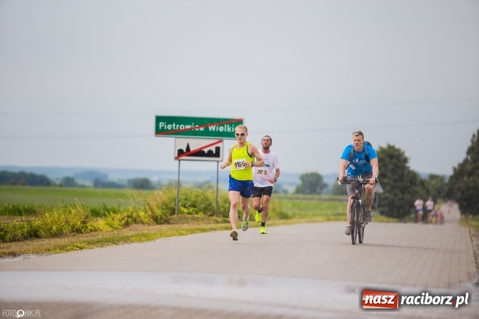 Zdjęcie w galerii na portalu naszraciborz.pl: X Jubileuszowy Półmaraton Kietrz - Třebom - Gródczanki - Pietrowice Wielkie wiadomości z regionu