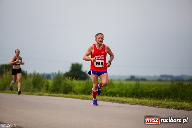 Zdjęcie w galerii na portalu naszraciborz.pl: X Jubileuszowy Półmaraton Kietrz - Třebom - Gródczanki - Pietrowice Wielkie wiadomości z regionu