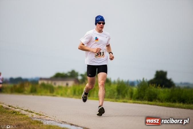 Zdjęcie w galerii na portalu naszraciborz.pl: X Jubileuszowy Półmaraton Kietrz - Třebom - Gródczanki - Pietrowice Wielkie wiadomości z regionu