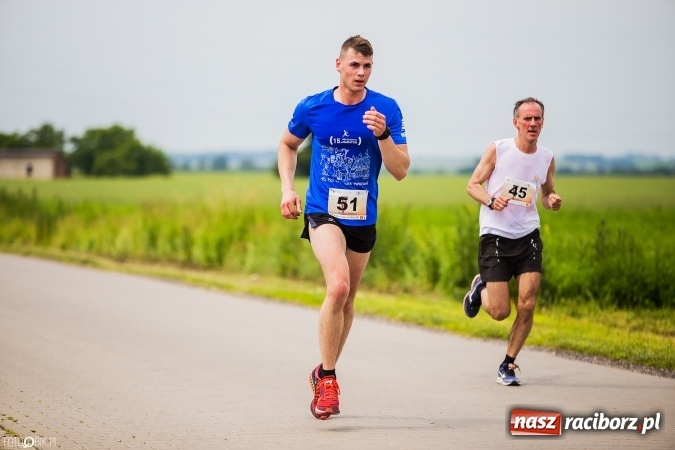 Zdjęcie w galerii na portalu naszraciborz.pl: X Jubileuszowy Półmaraton Kietrz - Třebom - Gródczanki - Pietrowice Wielkie wiadomości z regionu