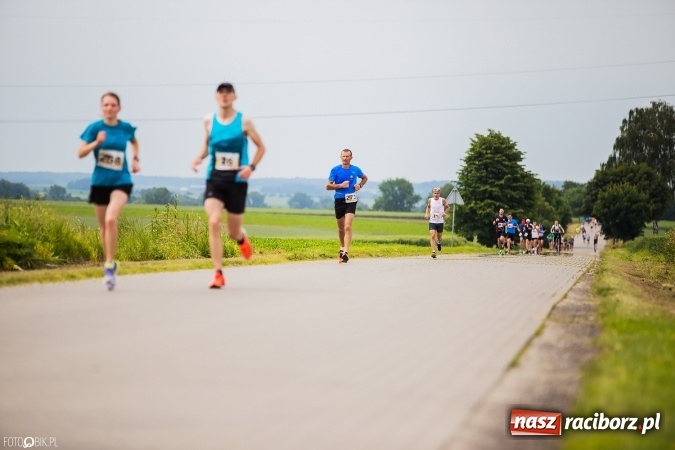 Zdjęcie w galerii na portalu naszraciborz.pl: X Jubileuszowy Półmaraton Kietrz - Třebom - Gródczanki - Pietrowice Wielkie wiadomości z regionu