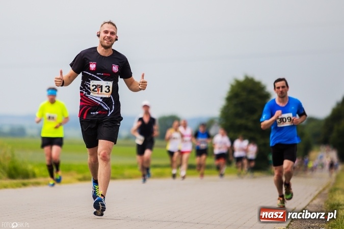 Zdjęcie w galerii na portalu naszraciborz.pl: X Jubileuszowy Półmaraton Kietrz - Třebom - Gródczanki - Pietrowice Wielkie wiadomości z regionu