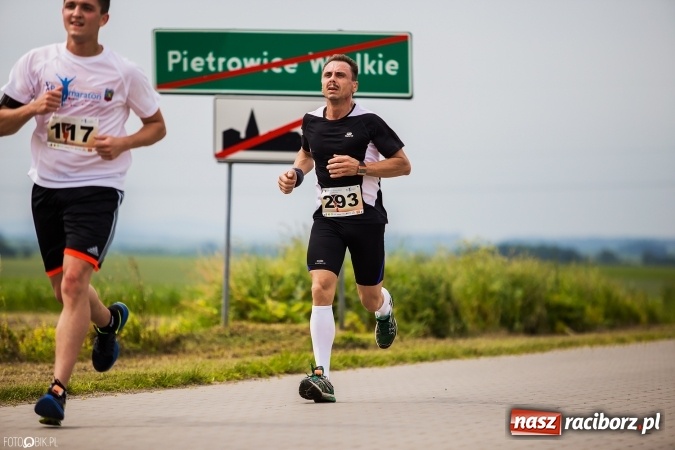Zdjęcie w galerii na portalu naszraciborz.pl: X Jubileuszowy Półmaraton Kietrz - Třebom - Gródczanki - Pietrowice Wielkie wiadomości z regionu