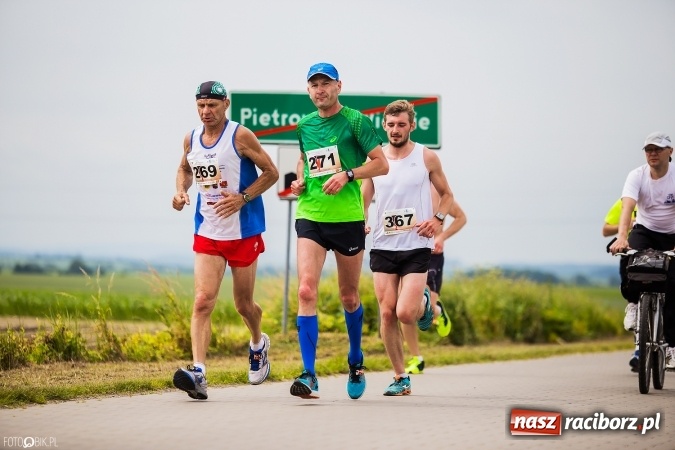 Zdjęcie w galerii na portalu naszraciborz.pl: X Jubileuszowy Półmaraton Kietrz - Třebom - Gródczanki - Pietrowice Wielkie wiadomości z regionu