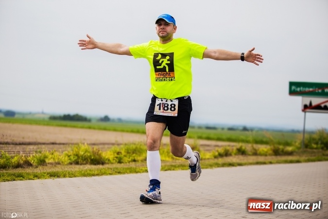 Zdjęcie w galerii na portalu naszraciborz.pl: X Jubileuszowy Półmaraton Kietrz - Třebom - Gródczanki - Pietrowice Wielkie wiadomości z regionu