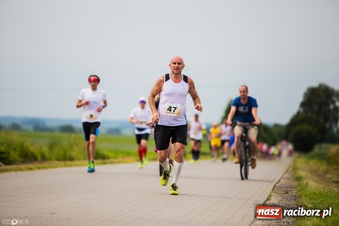 Zdjęcie w galerii na portalu naszraciborz.pl: X Jubileuszowy Półmaraton Kietrz - Třebom - Gródczanki - Pietrowice Wielkie wiadomości z regionu