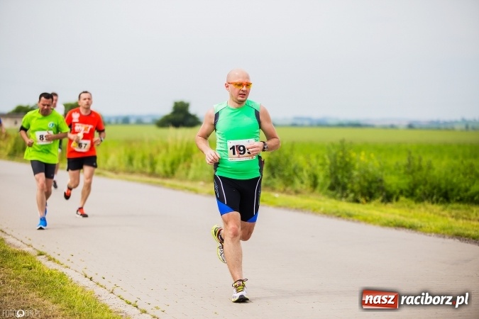 Zdjęcie w galerii na portalu naszraciborz.pl: X Jubileuszowy Półmaraton Kietrz - Třebom - Gródczanki - Pietrowice Wielkie wiadomości z regionu