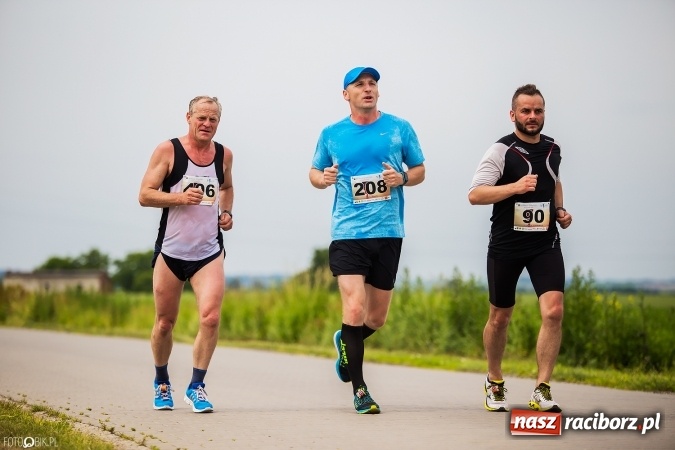 Zdjęcie w galerii na portalu naszraciborz.pl: X Jubileuszowy Półmaraton Kietrz - Třebom - Gródczanki - Pietrowice Wielkie wiadomości z regionu