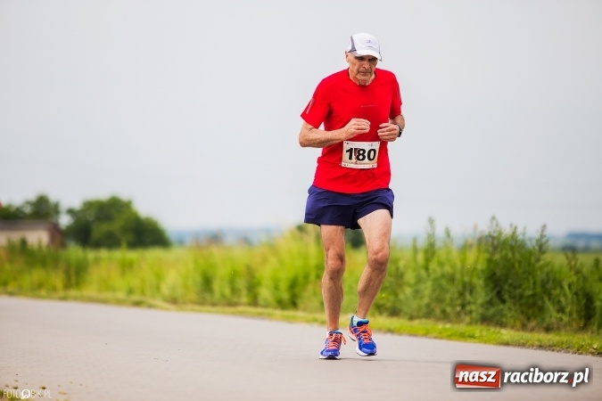 Zdjęcie w galerii na portalu naszraciborz.pl: X Jubileuszowy Półmaraton Kietrz - Třebom - Gródczanki - Pietrowice Wielkie wiadomości z regionu