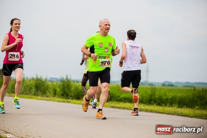 Zdjęcie w galerii na portalu naszraciborz.pl: X Jubileuszowy Półmaraton Kietrz - Třebom - Gródczanki - Pietrowice Wielkie wiadomości z regionu