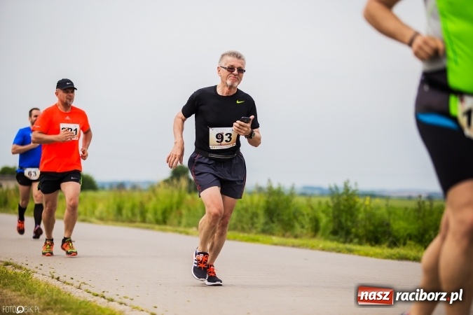 Zdjęcie w galerii na portalu naszraciborz.pl: X Jubileuszowy Półmaraton Kietrz - Třebom - Gródczanki - Pietrowice Wielkie wiadomości z regionu