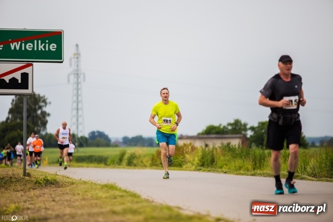 Zdjęcie w galerii na portalu naszraciborz.pl: X Jubileuszowy Półmaraton Kietrz - Třebom - Gródczanki - Pietrowice Wielkie wiadomości z regionu