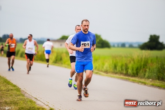 Zdjęcie w galerii na portalu naszraciborz.pl: X Jubileuszowy Półmaraton Kietrz - Třebom - Gródczanki - Pietrowice Wielkie wiadomości z regionu