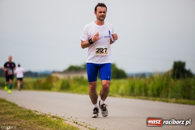 Zdjęcie w galerii na portalu naszraciborz.pl: X Jubileuszowy Półmaraton Kietrz - Třebom - Gródczanki - Pietrowice Wielkie wiadomości z regionu