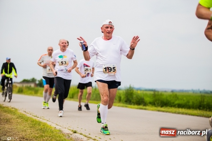 Zdjęcie w galerii na portalu naszraciborz.pl: X Jubileuszowy Półmaraton Kietrz - Třebom - Gródczanki - Pietrowice Wielkie wiadomości z regionu