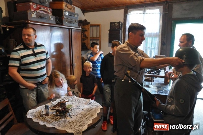 Zdjęcie w galerii na portalu naszraciborz.pl: Industriada 2016 w Rudach. Składy wąskotorówki pełne pasażerów wiadomości z regionu