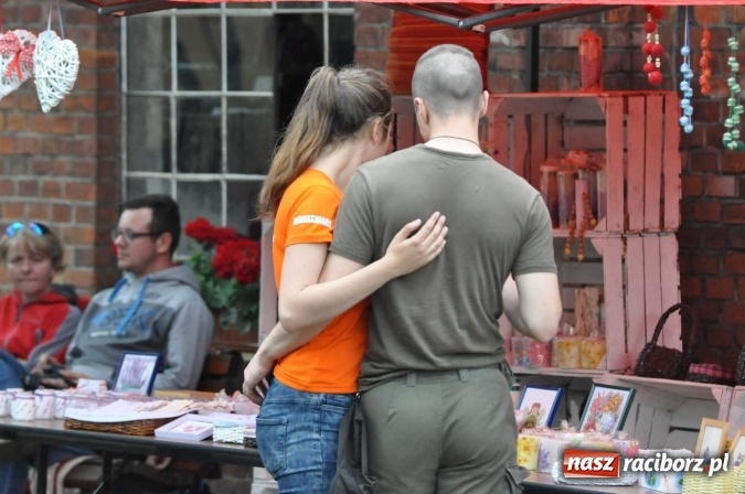 Zdjęcie w galerii na portalu naszraciborz.pl: Industriada 2016 w Rudach. Składy wąskotorówki pełne pasażerów wiadomości z regionu