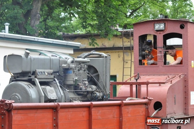 Zdjęcie w galerii na portalu naszraciborz.pl: Industriada 2016 w Rudach. Składy wąskotorówki pełne pasażerów wiadomości z regionu