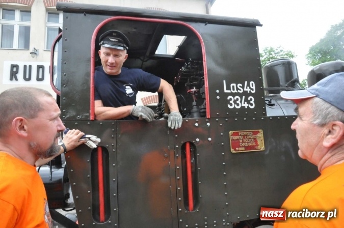 Zdjęcie w galerii na portalu naszraciborz.pl: Industriada 2016 w Rudach. Składy wąskotorówki pełne pasażerów wiadomości z regionu
