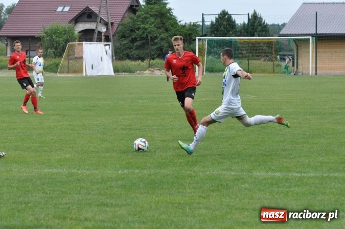 Zdjęcie w galerii na portalu naszraciborz.pl: A klasa: Nudne spotkanie przy Cegielskiej. Tworków mistrzem! wiadomości z regionu