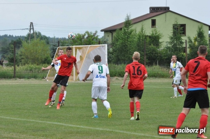 Zdjęcie w galerii na portalu naszraciborz.pl: A klasa: Nudne spotkanie przy Cegielskiej. Tworków mistrzem! wiadomości z regionu