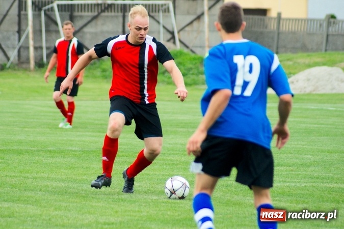 Zdjęcie w galerii na portalu naszraciborz.pl: Derby Raciborza: Fenomenalna passa Brzezia trwa wiadomości z regionu