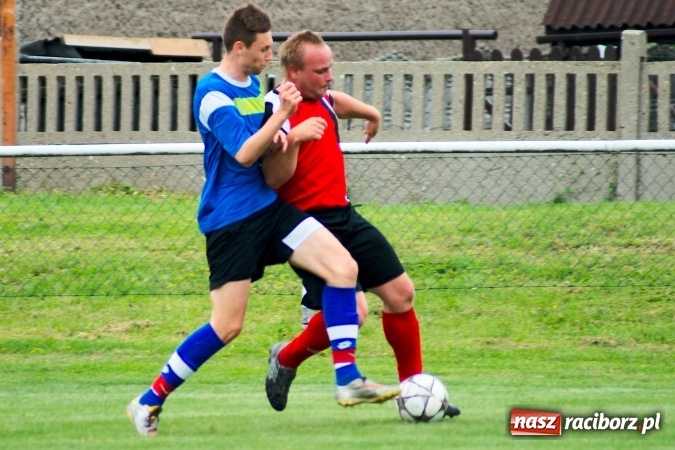 Zdjęcie w galerii na portalu naszraciborz.pl: Derby Raciborza: Fenomenalna passa Brzezia trwa wiadomości z regionu