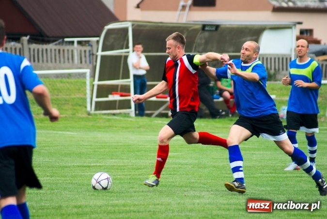 Zdjęcie w galerii na portalu naszraciborz.pl: Derby Raciborza: Fenomenalna passa Brzezia trwa wiadomości z regionu
