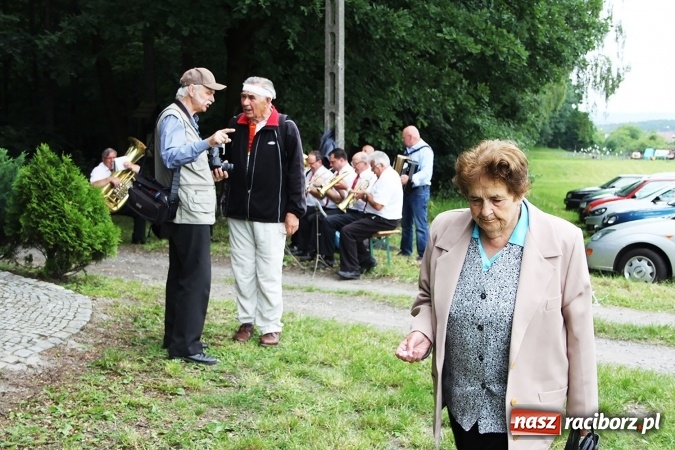Zdjęcie w galerii na portalu naszraciborz.pl: Jubileusz ponownego odsłonięcia kamienia Eichendorffa w Brzeziu wiadomości z regionu