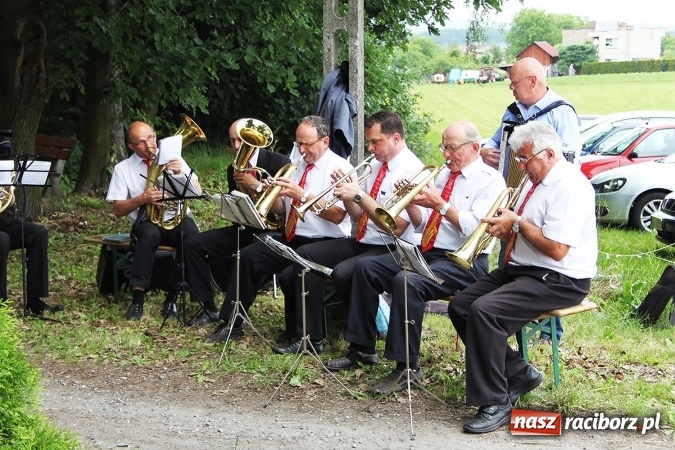 Zdjęcie w galerii na portalu naszraciborz.pl: Jubileusz ponownego odsłonięcia kamienia Eichendorffa w Brzeziu wiadomości z regionu
