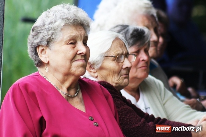 Zdjęcie w galerii na portalu naszraciborz.pl: Jubileusz ponownego odsłonięcia kamienia Eichendorffa w Brzeziu wiadomości z regionu