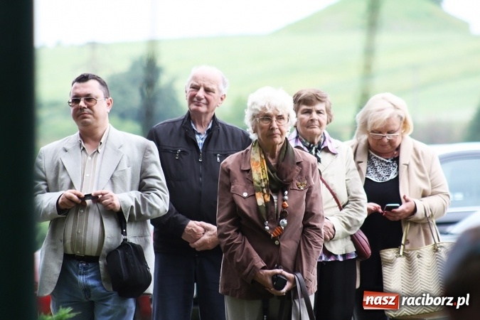 Zdjęcie w galerii na portalu naszraciborz.pl: Jubileusz ponownego odsłonięcia kamienia Eichendorffa w Brzeziu wiadomości z regionu